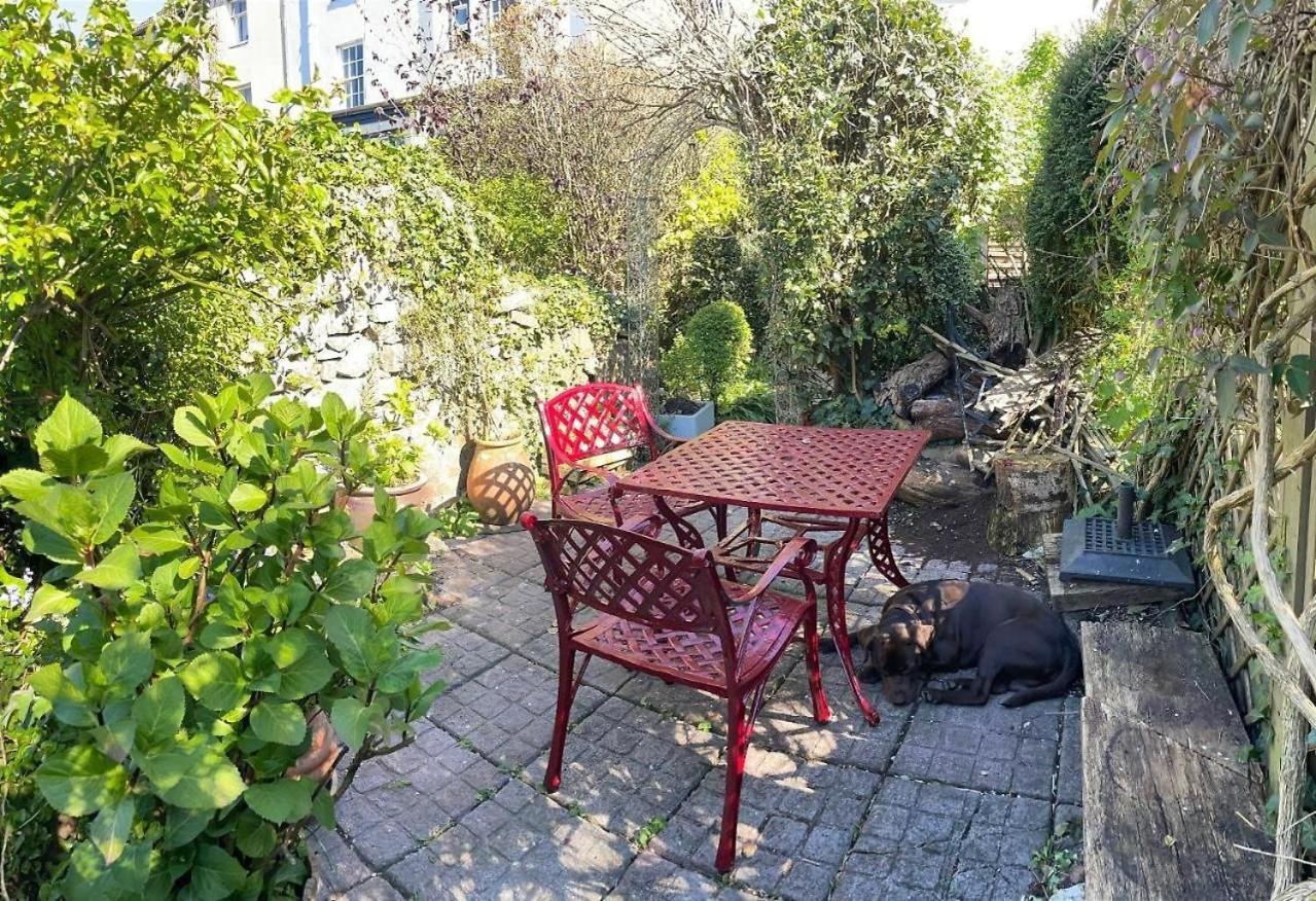 Chateau Terrace Georgian House Chepstow Exterior foto